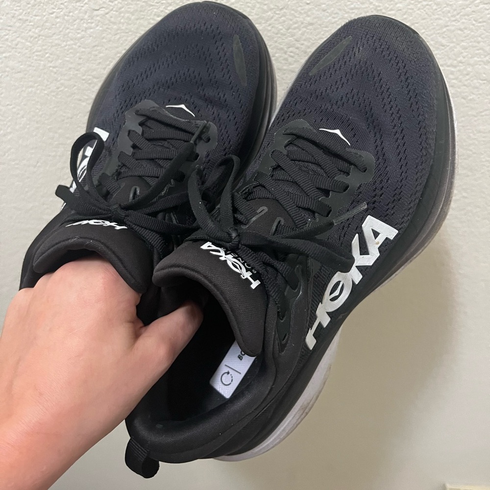 HOKA 8.5 WOMENS WIDE